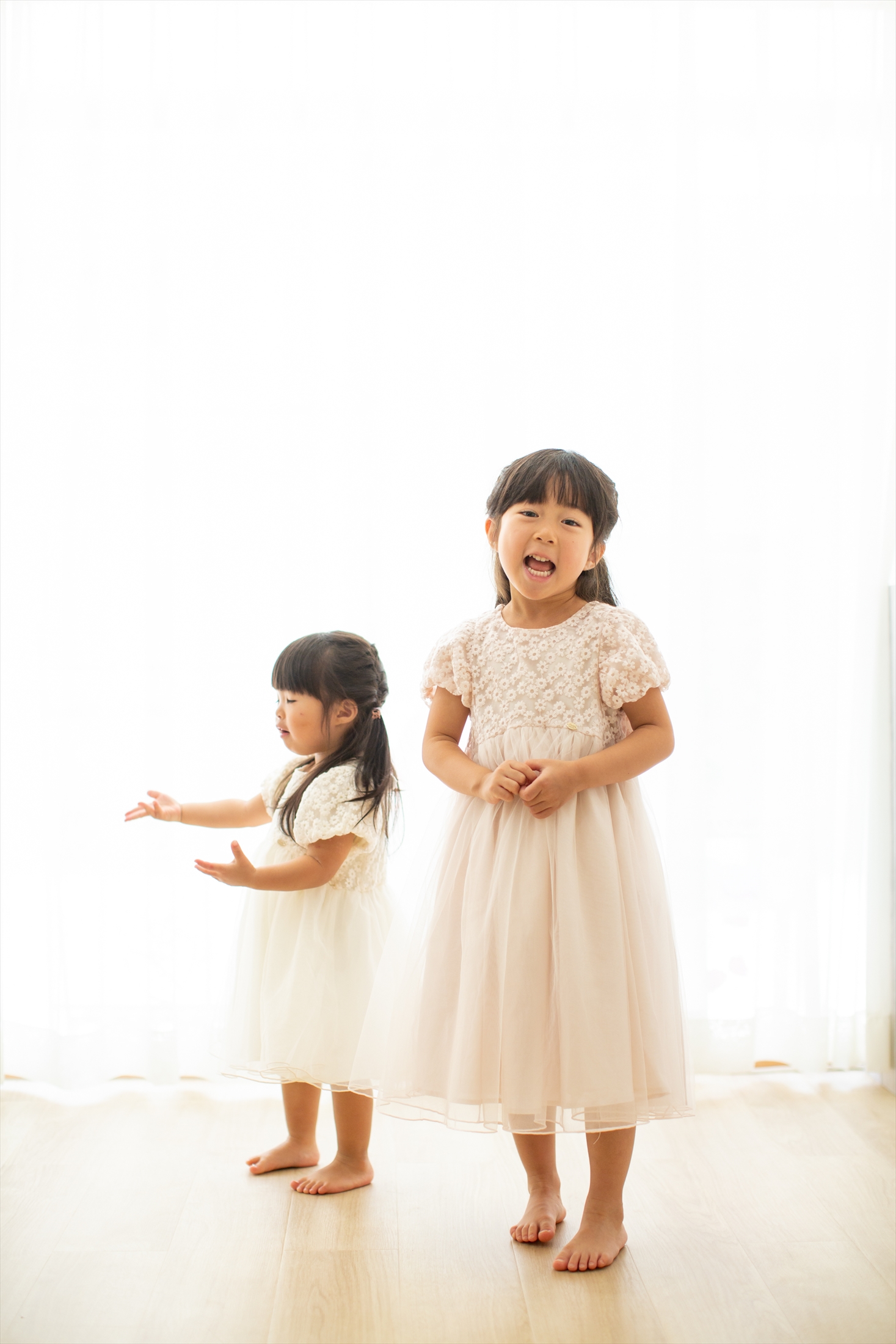長い髪の毛をきる前の記念写真撮影-M8