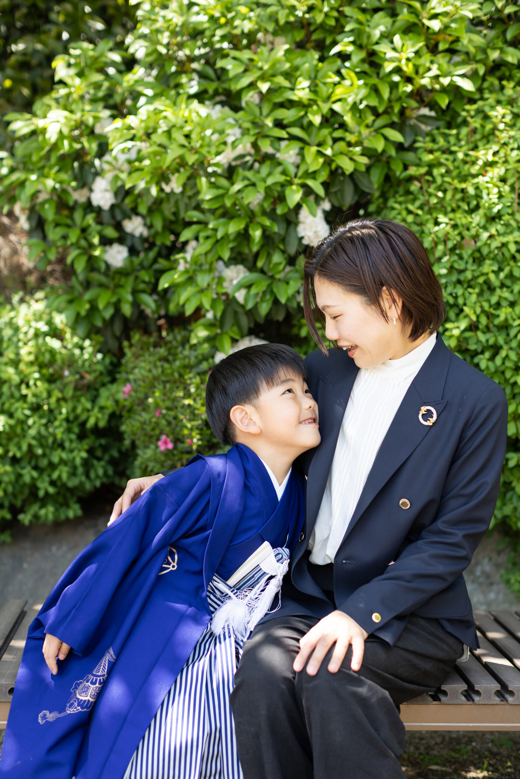 お兄ちゃんも着物を着て、華やかな三兄妹七五三-M10