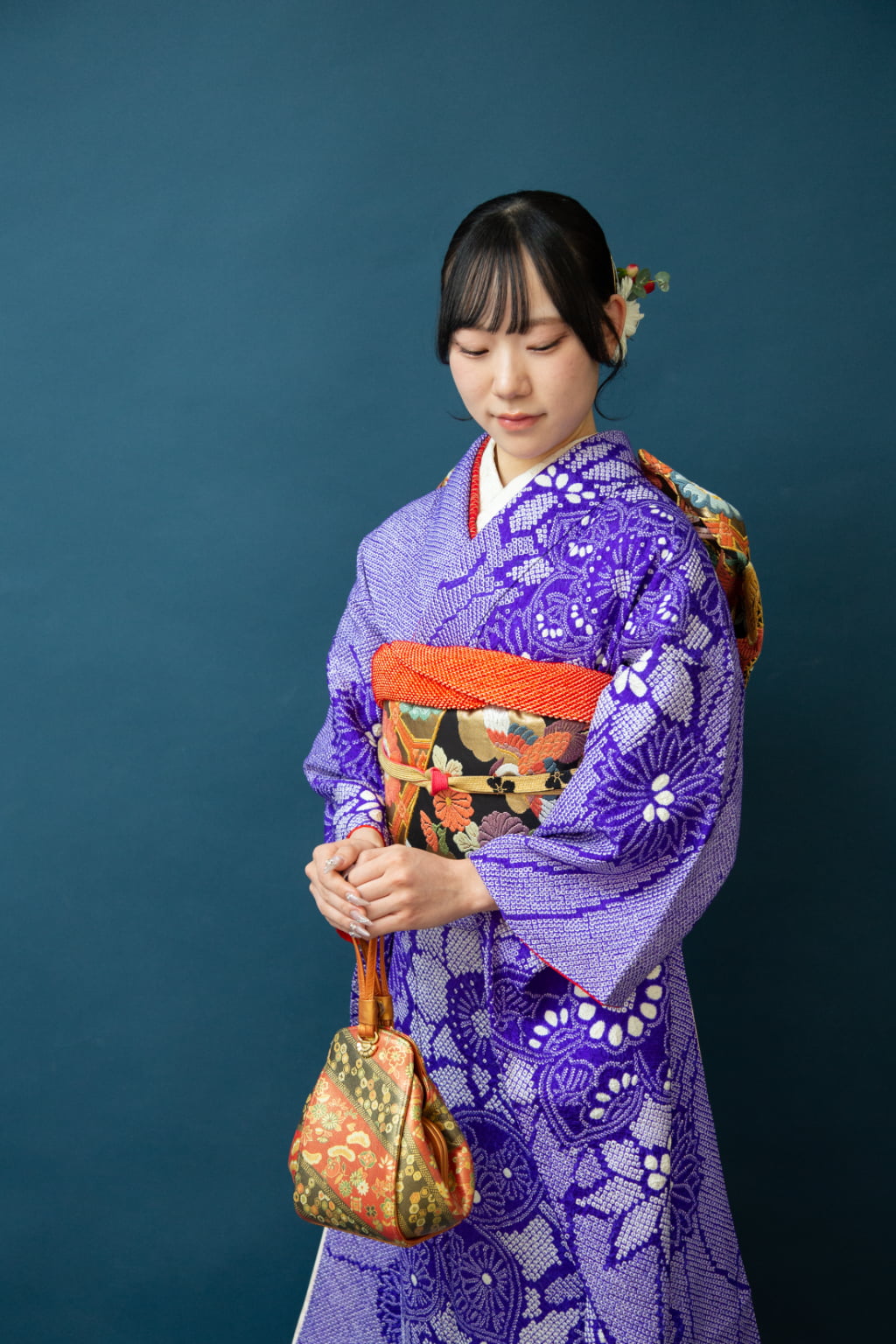 美しい総絞りのお着物で成人式の前撮り-M2