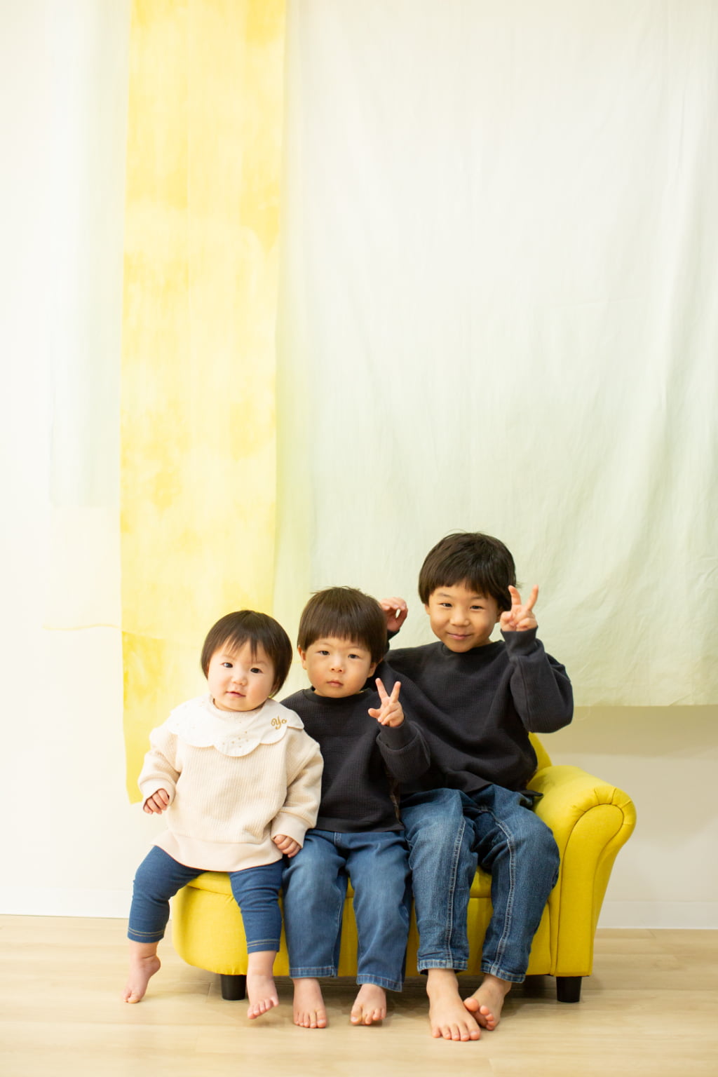 三兄妹で自由に楽しく散歩のような撮影を-M1